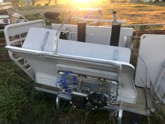 Hecton Pneumatic Sheep Handler