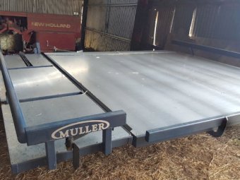 Muller 15 Bale Accumulator