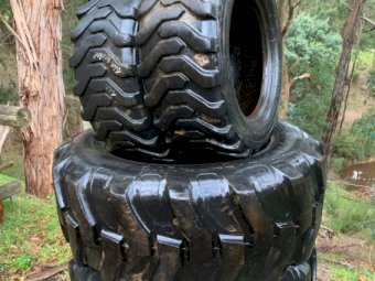 Tractor/Skid Steer Tyres