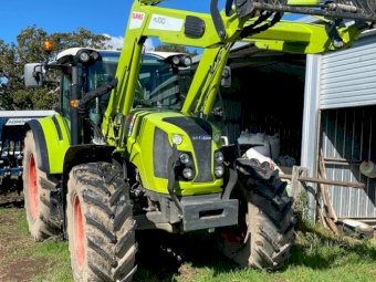 2019 Claas Arion 440 Tractor with Claas FL100 Loader