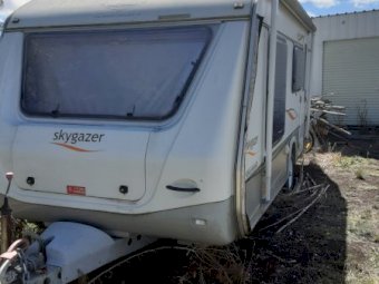 2010 Jurgens Skygazer 16ft Caravan. No GST