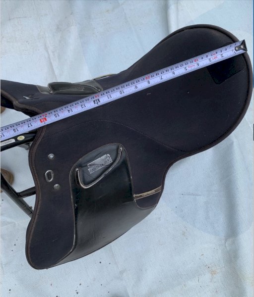 Equestrian Jump Saddle