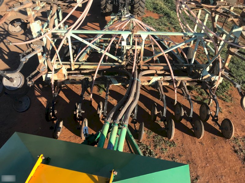 Forward Engineers 11m Air Seeder Bar with Simplicity 6000L Twin Box