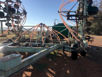 Forward Engineers 11m Air Seeder Bar with Simplicity 6000L Twin Box