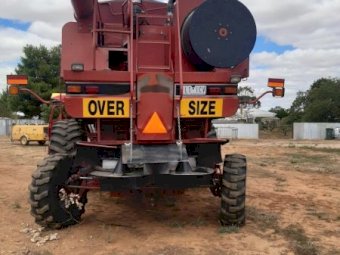 2002 Case IH 2388 Header with Front & Trailer