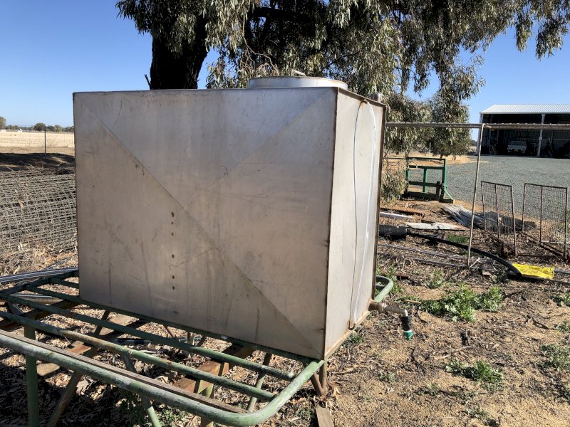 400L Stainless Steel Water Tank and Stand Farm Tender