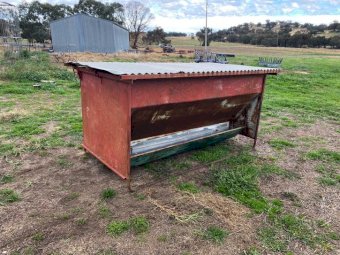 Under Auction - (A154)  Cattle Lick Feeder 