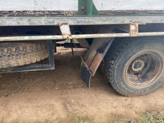 1987 Ford Trader with 14ft Stock Crate