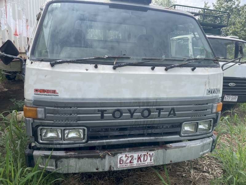 1990 Toyota Dyna Tipper