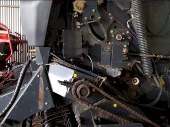 2011 Kuhn VB2160I Round Baler