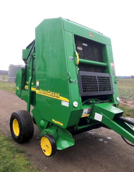 John Deere 467 Silage Special Round Baler