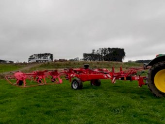 2017 Lely Lotus 1020 Profi Tedder Rake