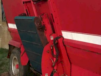 Taarup 612 Feed Mixer