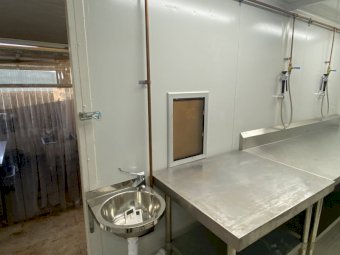 Mobile Chicken Caravan abattoirs