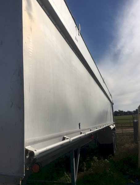 34 x 6 Hockney-Alcan Tri-axle Tipper Trailer