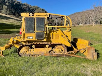 1984 Caterpillar D5B Bulldozer