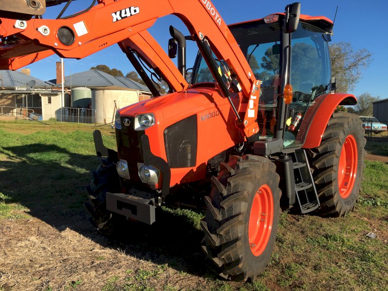 2021 Kubota M100GX Tractor with FEL.