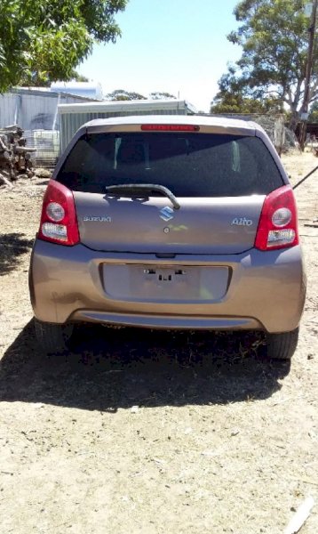 2011 Suzuki Alto GL Sedan