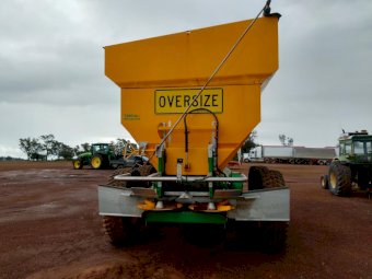 2019 Landaco T280 28 Cubic Metre Fertiliser Spreader
