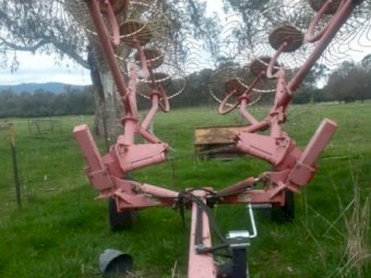 Sitrex QR10 Hydraulic Fold V-Rake