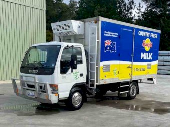 1998 Isuzu NPR Refridgerated Truck
