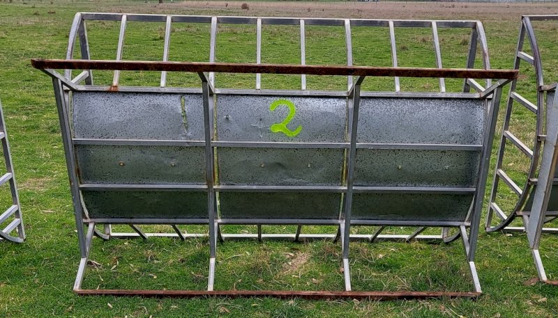 Under Auction - (A156)  Paton Hay Cradle 