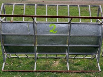 Under Auction - (A156)  Paton Hay Cradle 