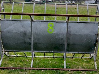 Under Auction - (A156)  Paton Hay Cradle 