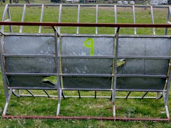 Under Auction - (A156)  Paton Hay Cradle 