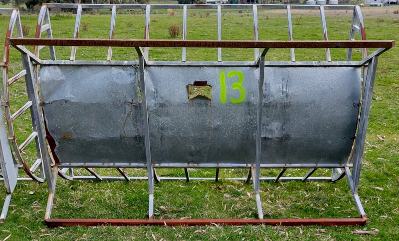 Under Auction - (A156)  Paton Hay Cradle 