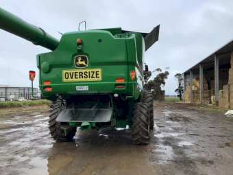 2012 John Deere S680 Header