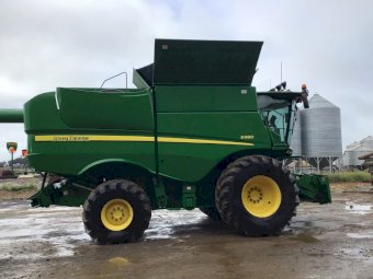 2012 John Deere S680 Header