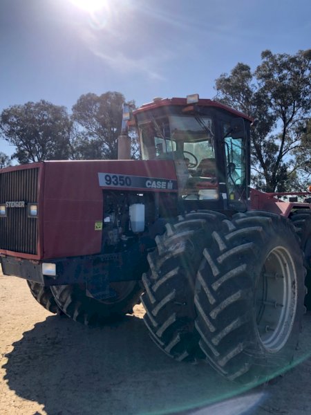 1997 Case 9350 Tractor with Duals