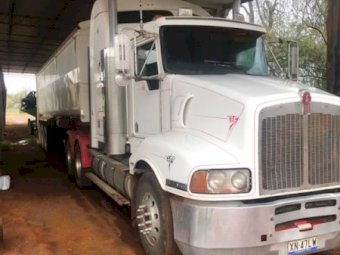 2010 Kenworth 402 Prime Mover with 2015 Moore Steel 34 foot Tri Axle Tipper