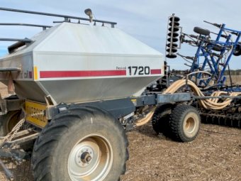 2007 Flexi-Coil ST830 38ft Bar with 1720 Air Seeder