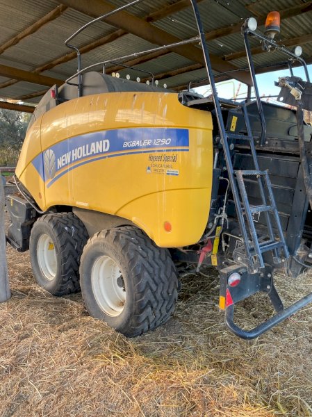 2013 New Holland 1290 Big Square Baler