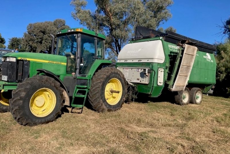 2010 Keenan Mech-Fiber 400 Mixer