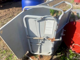 Hecton Crutching Cradle