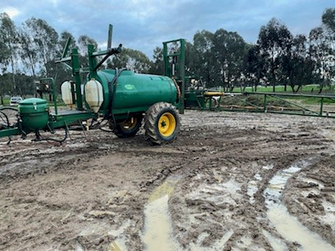 Under Auction - (A158)  2002 Goldacres Prairie 2500L Trailing Boom Spray 