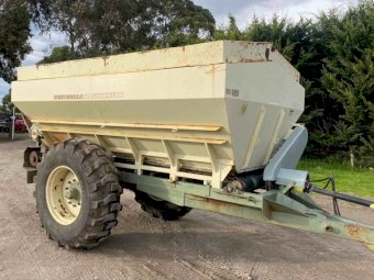 Marshall 880T Spreader