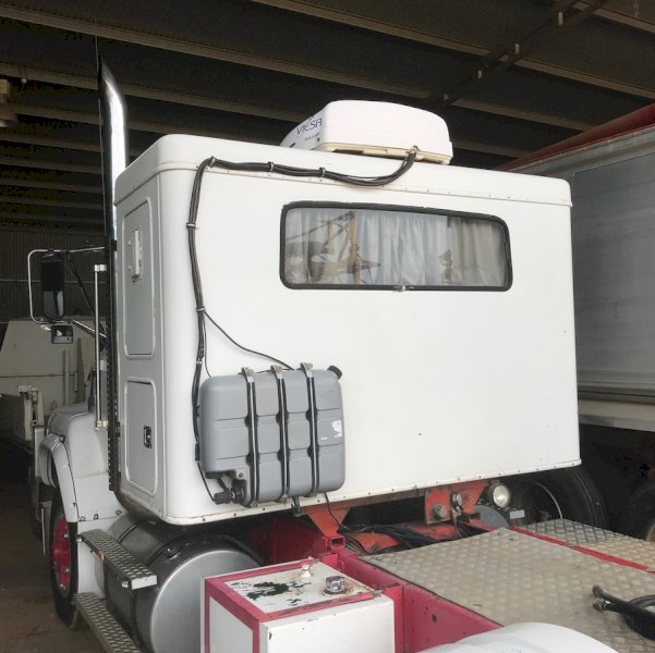 35" Cab Sleeper with Viesa Air Conditioner