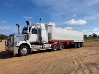 2010 Western Star 4800 Prime Mover with 2018 Freightmaster 32’ x 6’6” Tri Axle Chassis Tipper