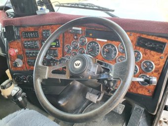 2010 Western Star 4800 Prime Mover with 2018 Freightmaster 32’ x 6’6” Tri Axle Chassis Tipper