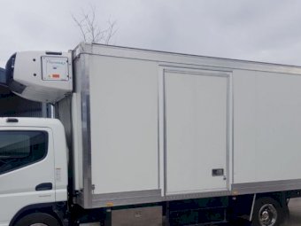 2018 FUSO Canter 918 Refrigerated Truck (With Warranty)