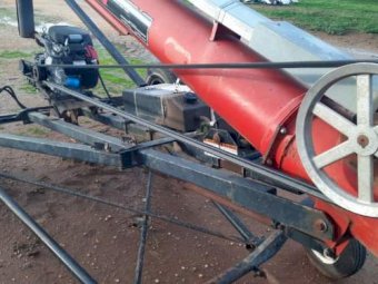 Wheatheart BH36-10 Self Propelled Auger