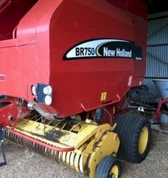 New Holland BR750 Round Baler