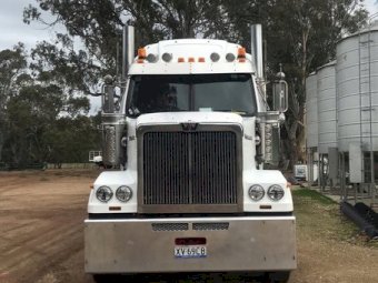 2014 Western Star 4800 FXB Prime Mover