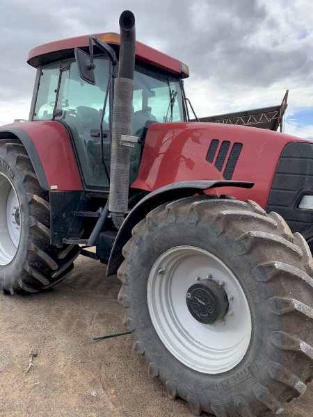 2004 Case CVX 1190 Tractor