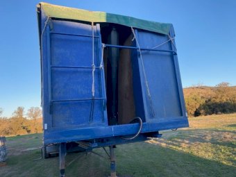 1981 Freighter Tri Axel Grain Tipper