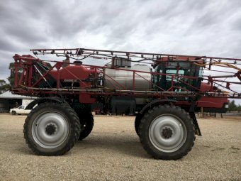 Case IH Patriot 4260 Self Propelled Boomspray
